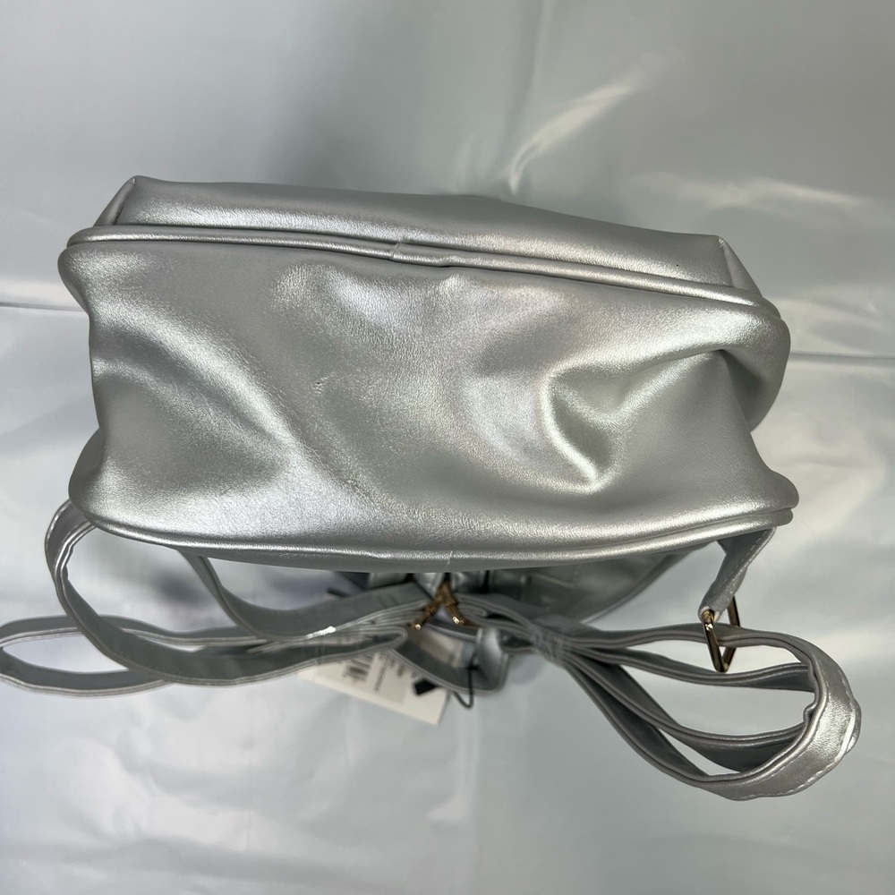 New London Fog Backpack Alice Smooth Silver 100th Anniversary MSRP $88 NWT RARE - Picture 3 of 15